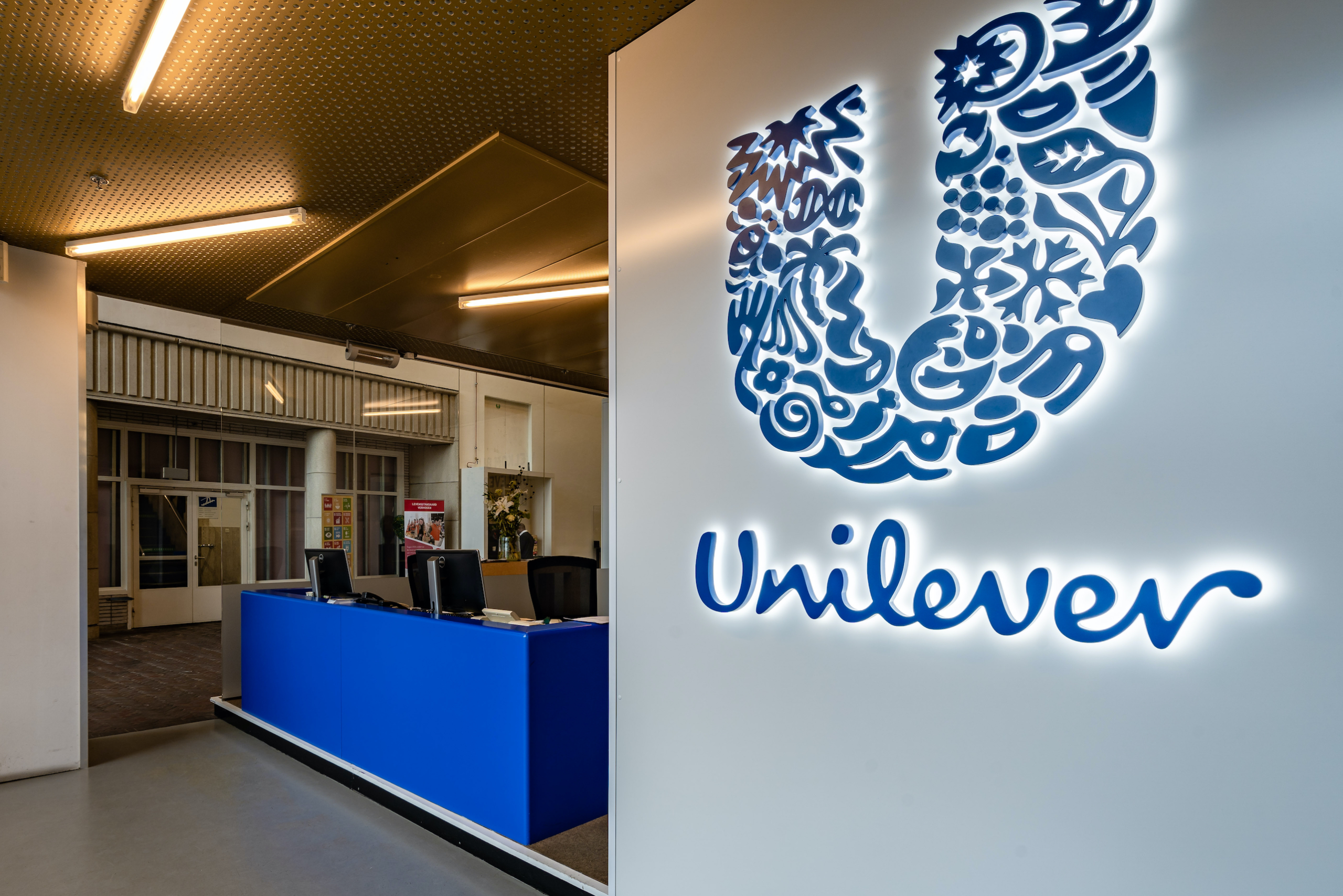 The Unilever Logo Redesign: How Miles Newlyn Turned a Monogram into a Powerful Brand Story